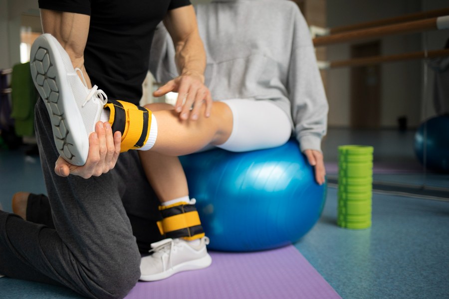 04 Clinica Ignition_Esguince de rodilla en deportistas_pruebas diagnostico estabilidad fisioterapia
